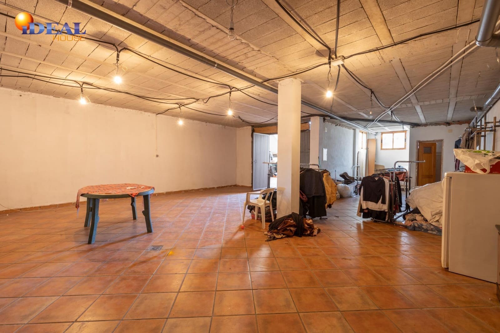 Piso de 3 habitaciones en Illora en venta con garaje - 125.000 € (Ref: 9433954)