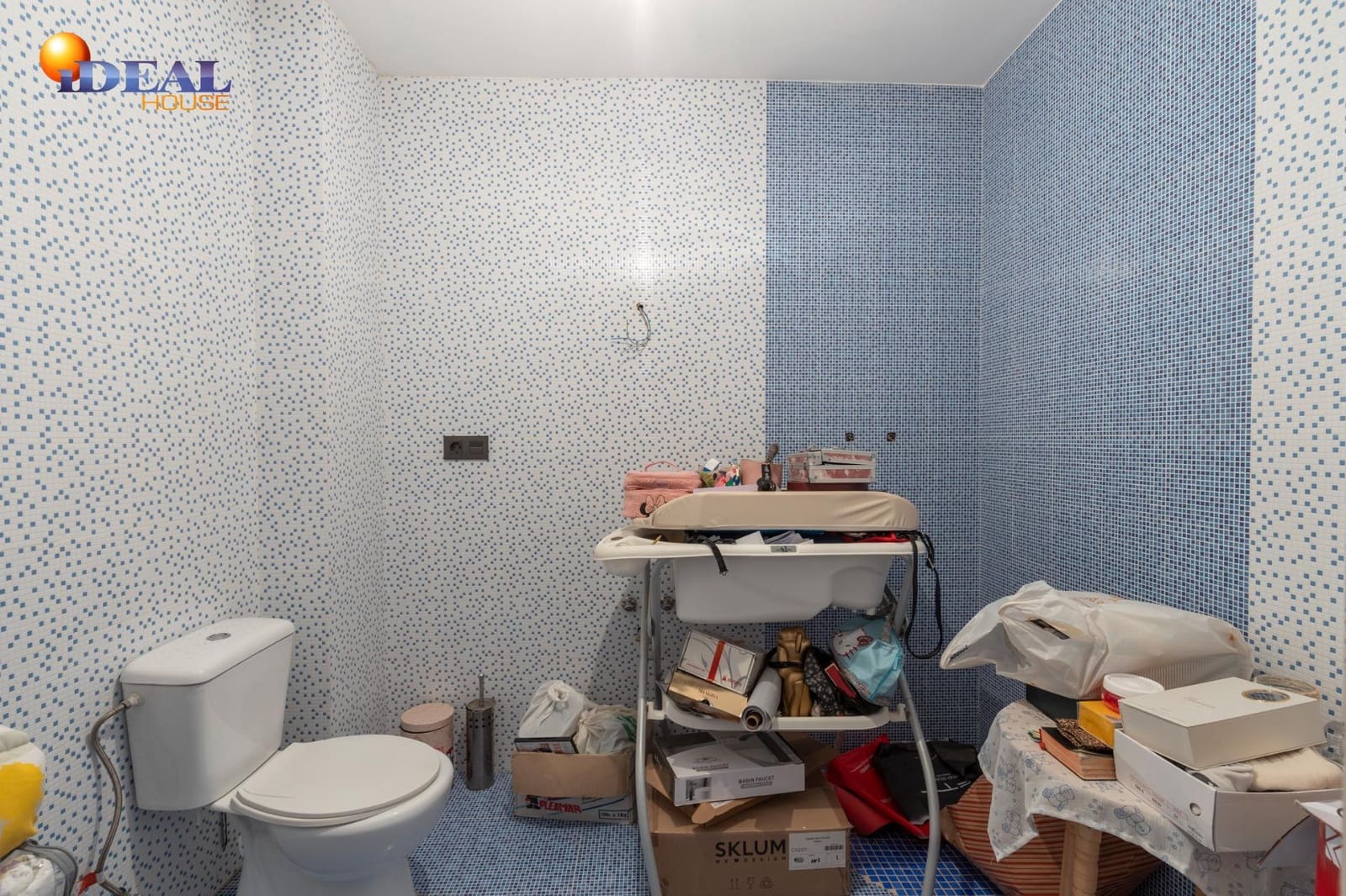 Piso de 3 habitaciones en Illora en venta con garaje - 125.000 € (Ref: 9433954)