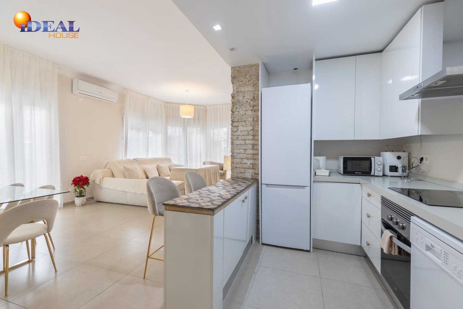 3 bedroom Flat for sale in Granada city - € 499,000 (Ref: 9433956)