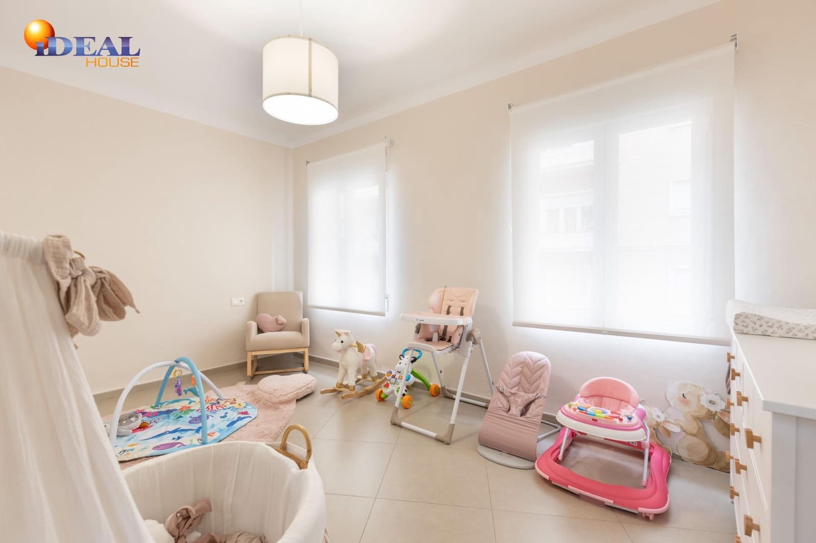 3 bedroom Flat for sale in Granada city - € 499,000 (Ref: 9433956)