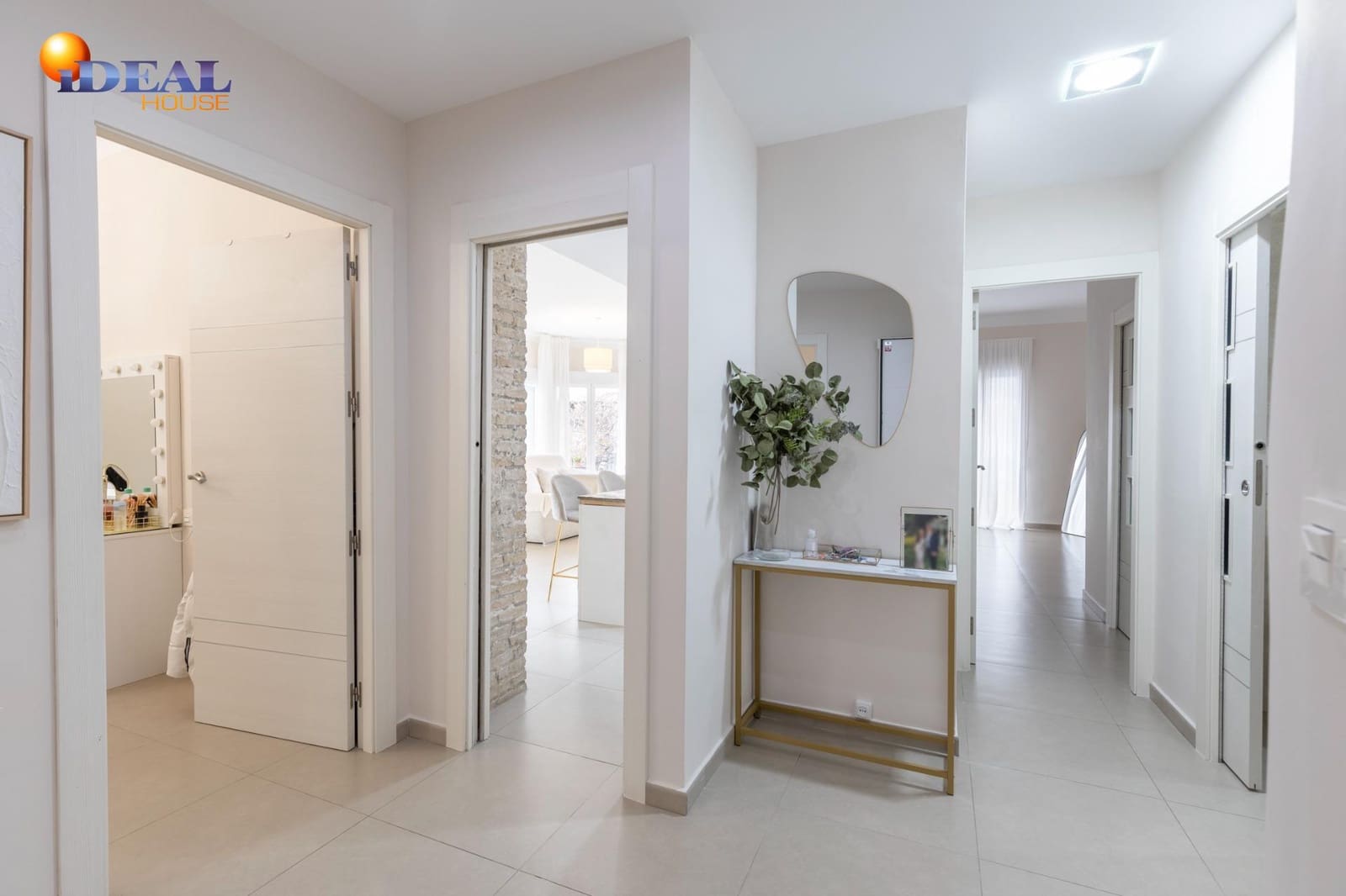 3 bedroom Flat for sale in Granada city - € 499,000 (Ref: 9433956)