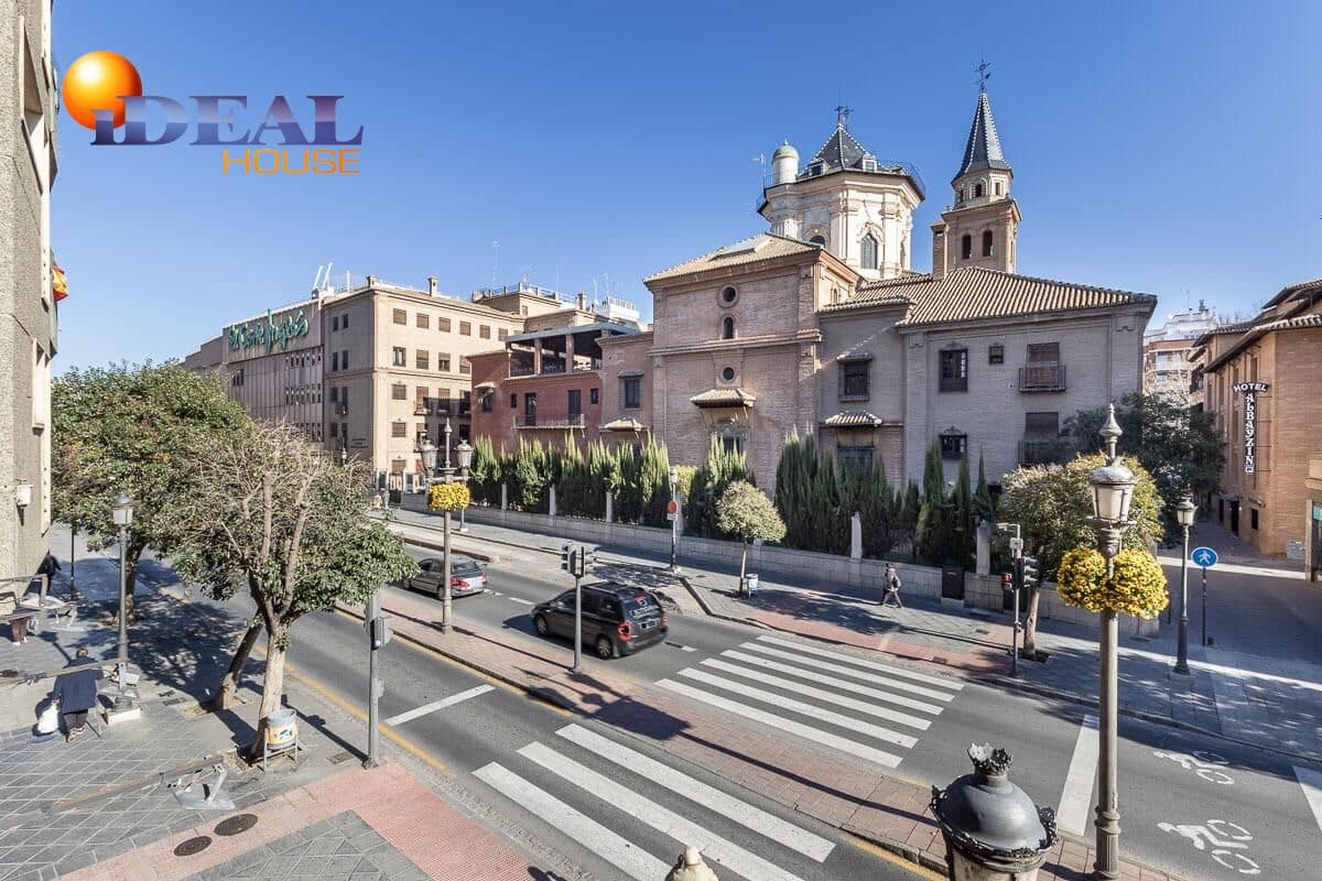 3 bedroom Flat for sale in Granada city - € 360,000 (Ref: 9433957)