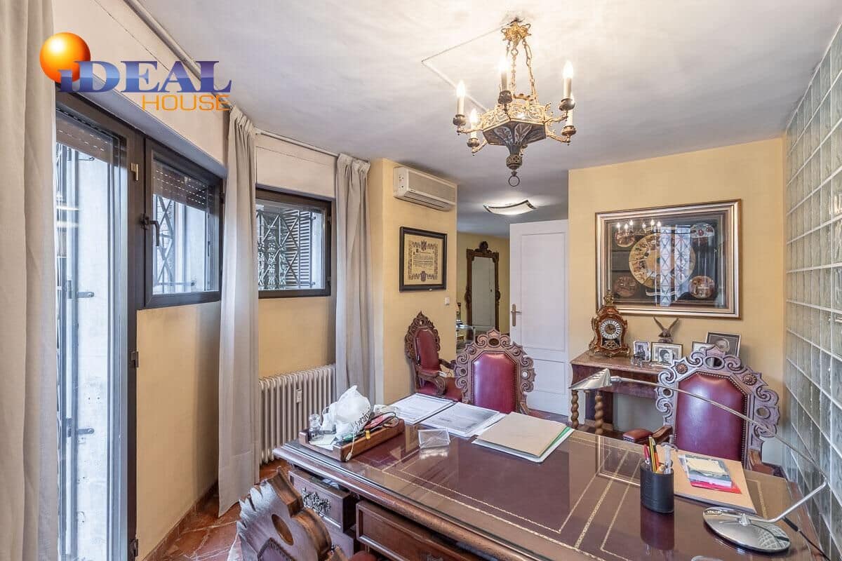 3 bedroom Flat for sale in Granada city - € 360,000 (Ref: 9433957)