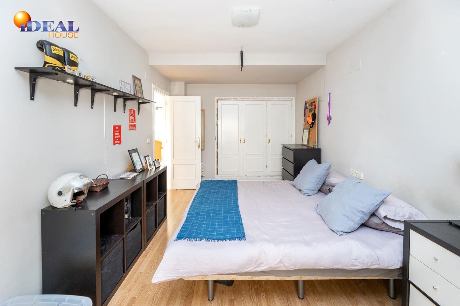 4 slaapkamer Rijtjeshuis te koop in Granada stad met zwembad garage - € 475.000 (Ref: 9433958)