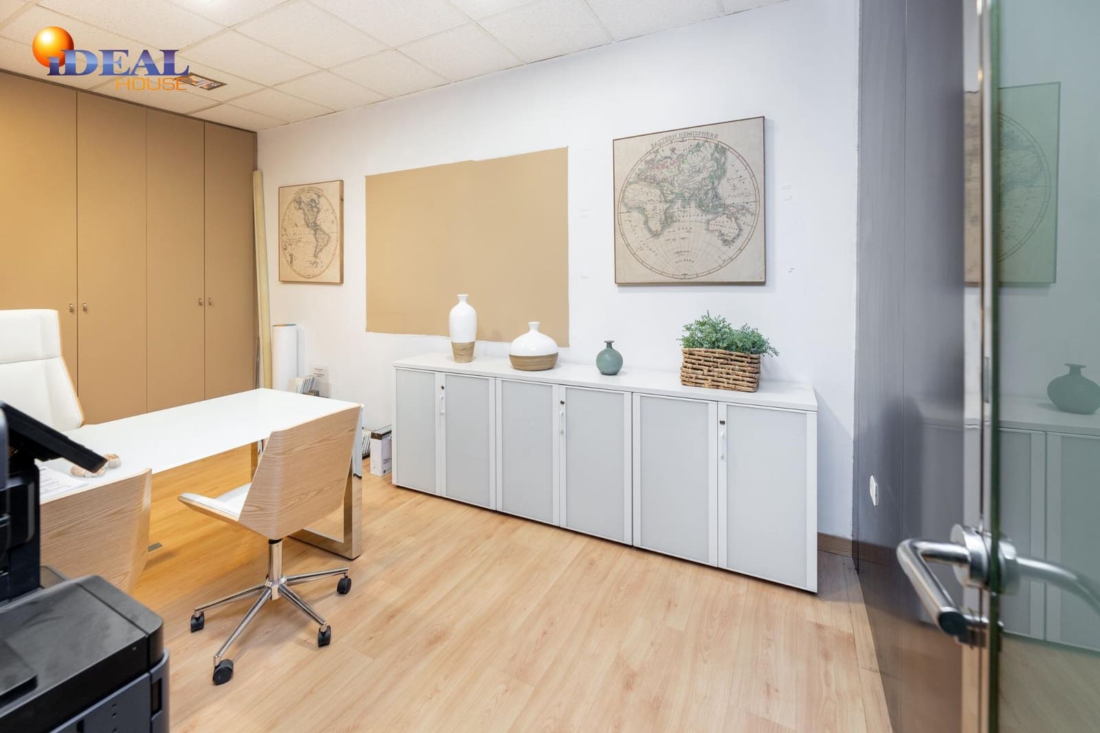 3 bedroom Flat for sale in Granada city - € 350,000 (Ref: 9433960)