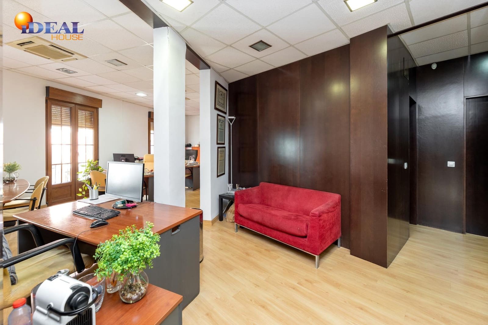 3 bedroom Flat for sale in Granada city - € 350,000 (Ref: 9433960)