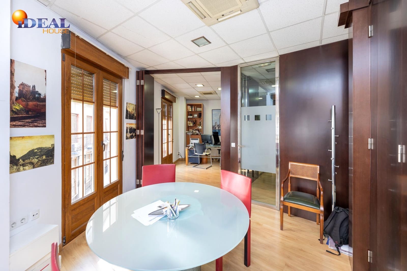 3 bedroom Flat for sale in Granada city - € 350,000 (Ref: 9433960)