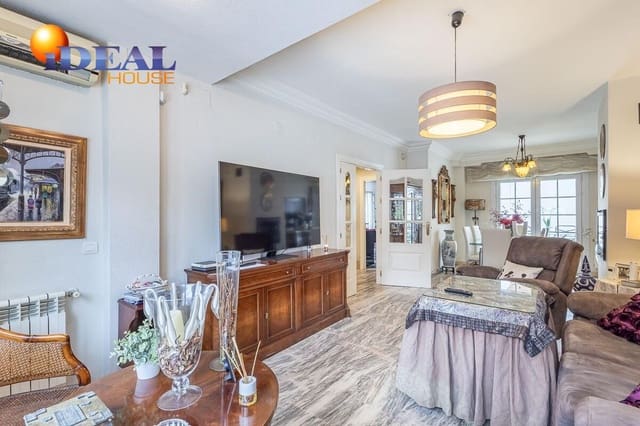 4 camera da letto Villetta a Schiera in vendita in Granada città con piscina garage - 429.000 € (Rif: 9433961)