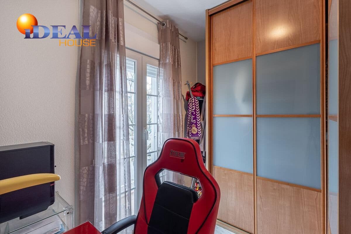 4 camera da letto Villetta a Schiera in vendita in Granada citta con piscina garage - 429.000 € (Rif: 9433961)