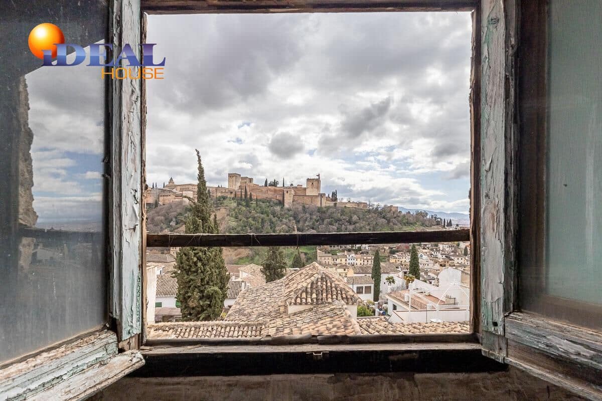 8 soverom Hotell til salgs i Granada by - € 621 000 (Ref: 9433962)