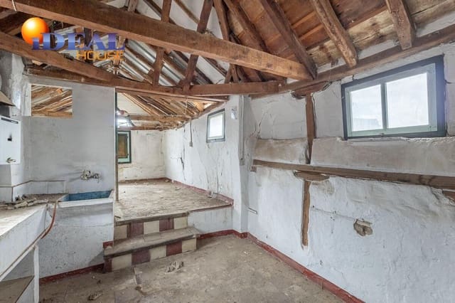 8 soverom Hotell til salgs i Granada by - € 621 000 (Ref: 9433962)