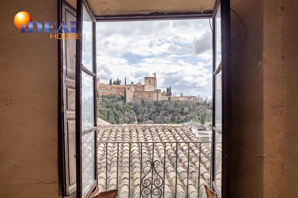 8 soverom Hotell til salgs i Granada by - € 621 000 (Ref: 9433962)