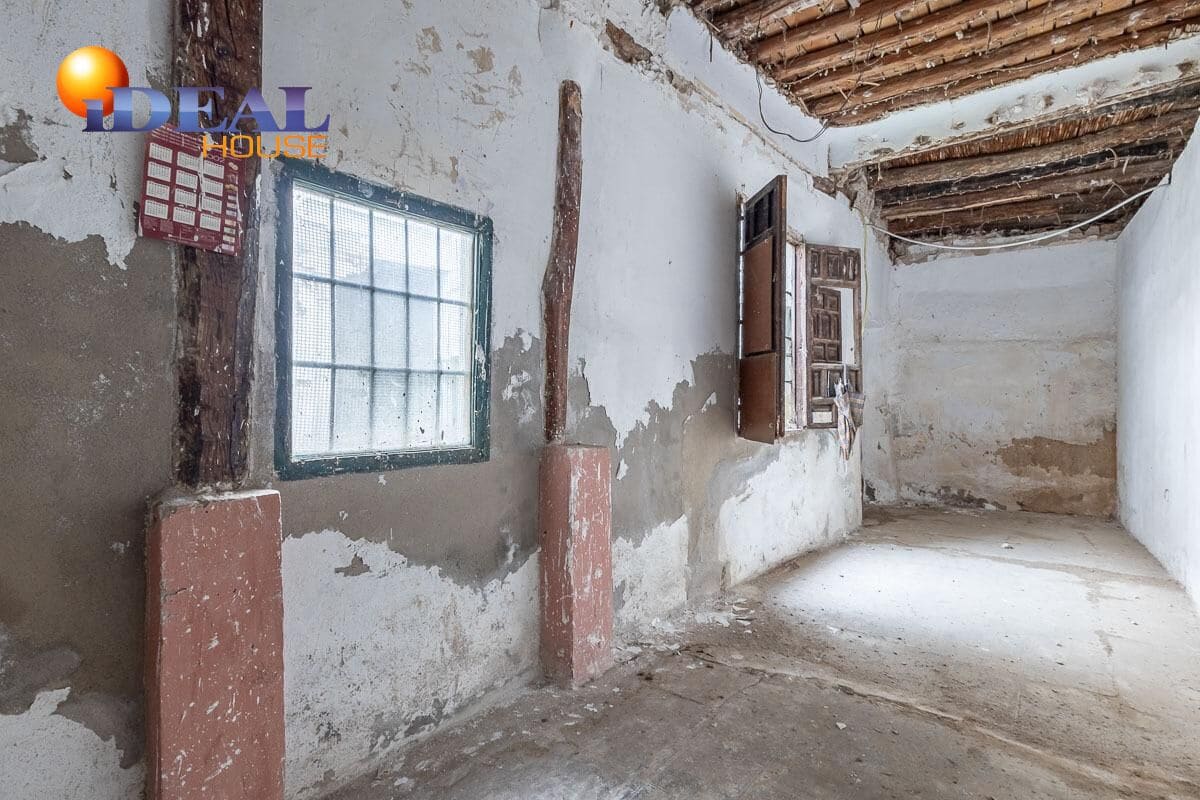 8 soverom Hotell til salgs i Granada by - € 621 000 (Ref: 9433962)