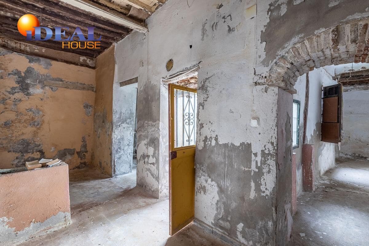 8 soverom Hotell til salgs i Granada by - € 621 000 (Ref: 9433962)