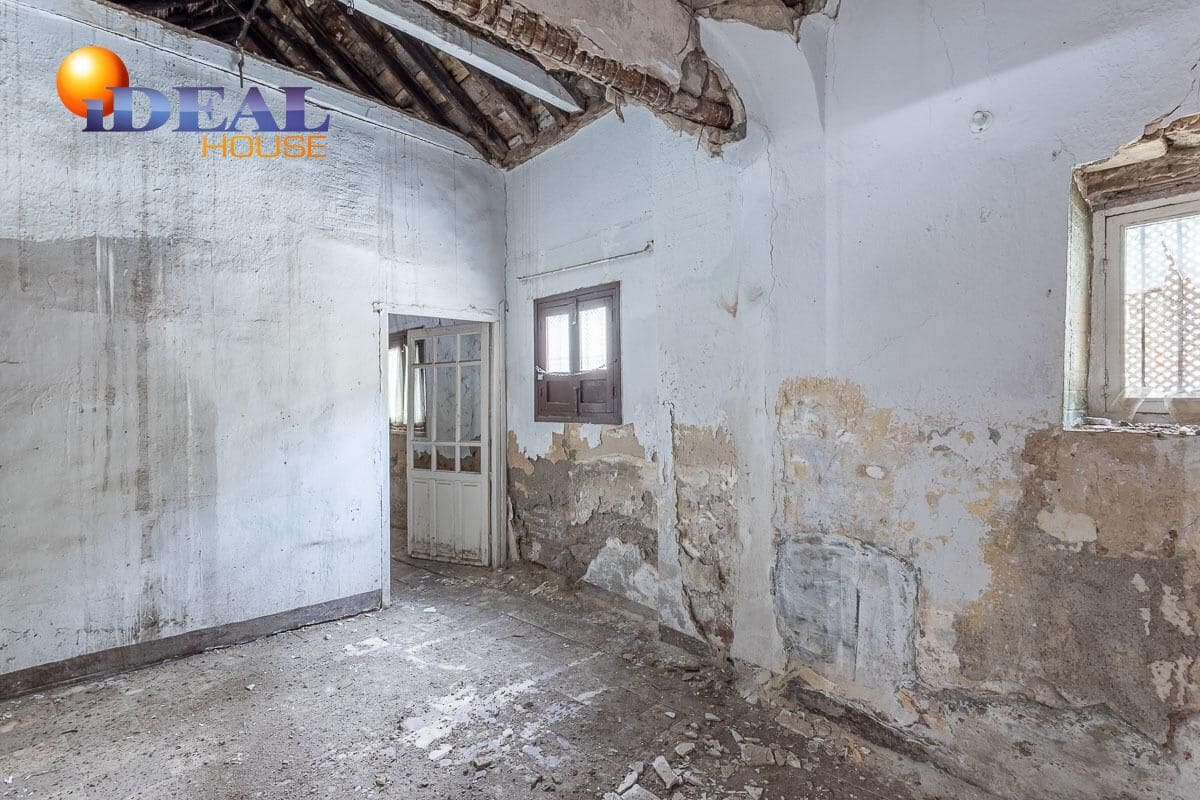 8 soverom Hotell til salgs i Granada by - € 621 000 (Ref: 9433962)