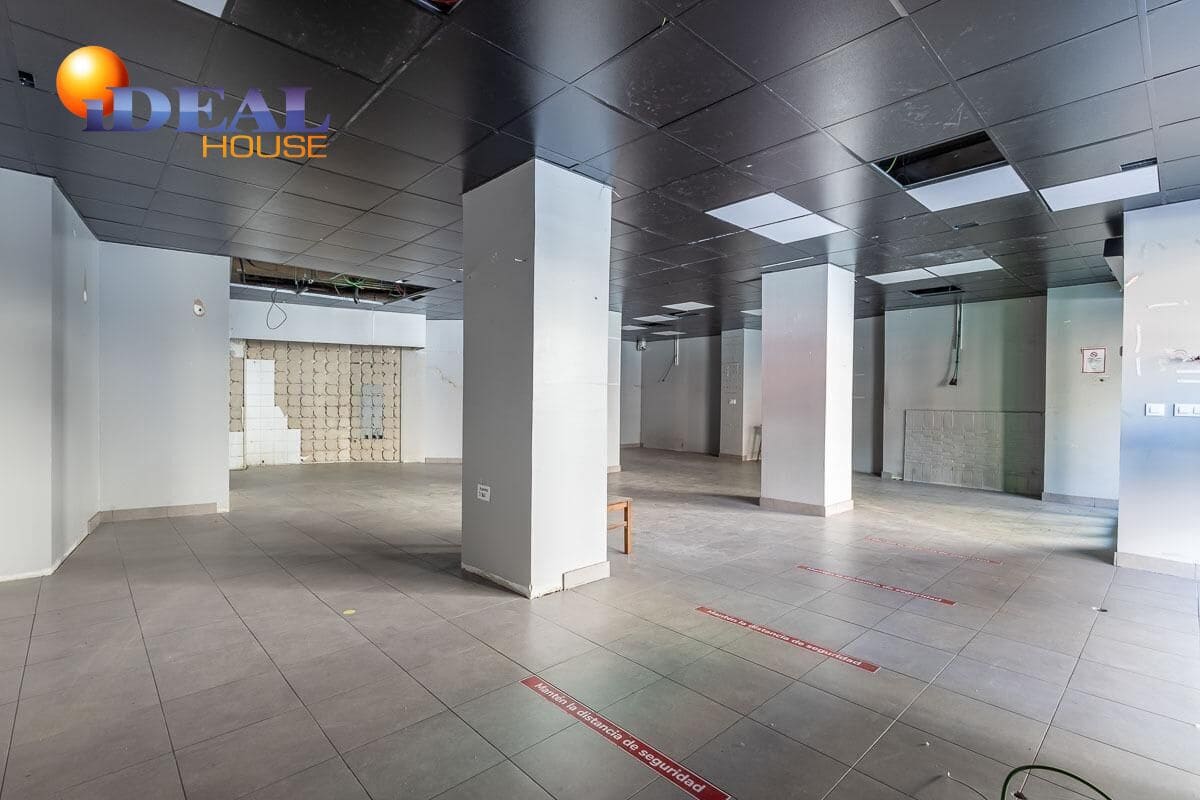 Gewerbe zu verkaufen in Granada Stadt - 950.000 € (Ref: 9433964)