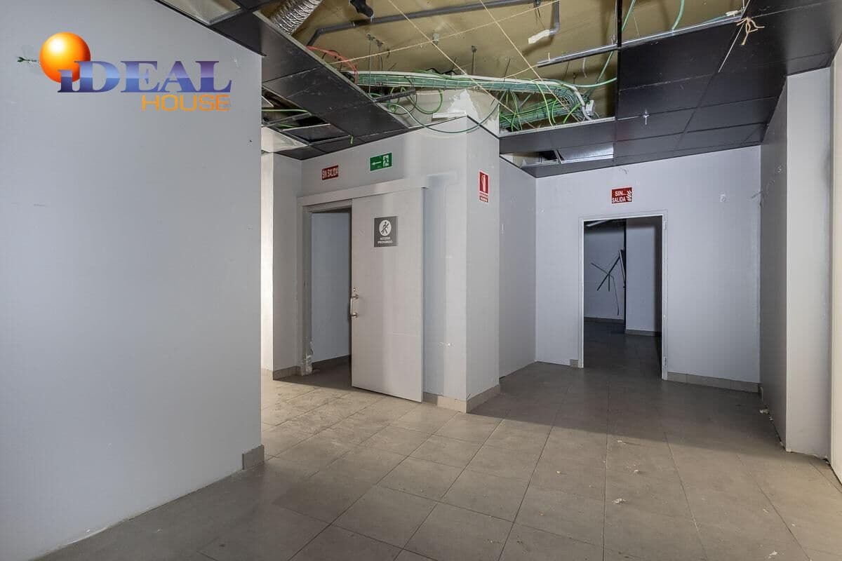 Gewerbe zu verkaufen in Granada Stadt - 950.000 € (Ref: 9433964)