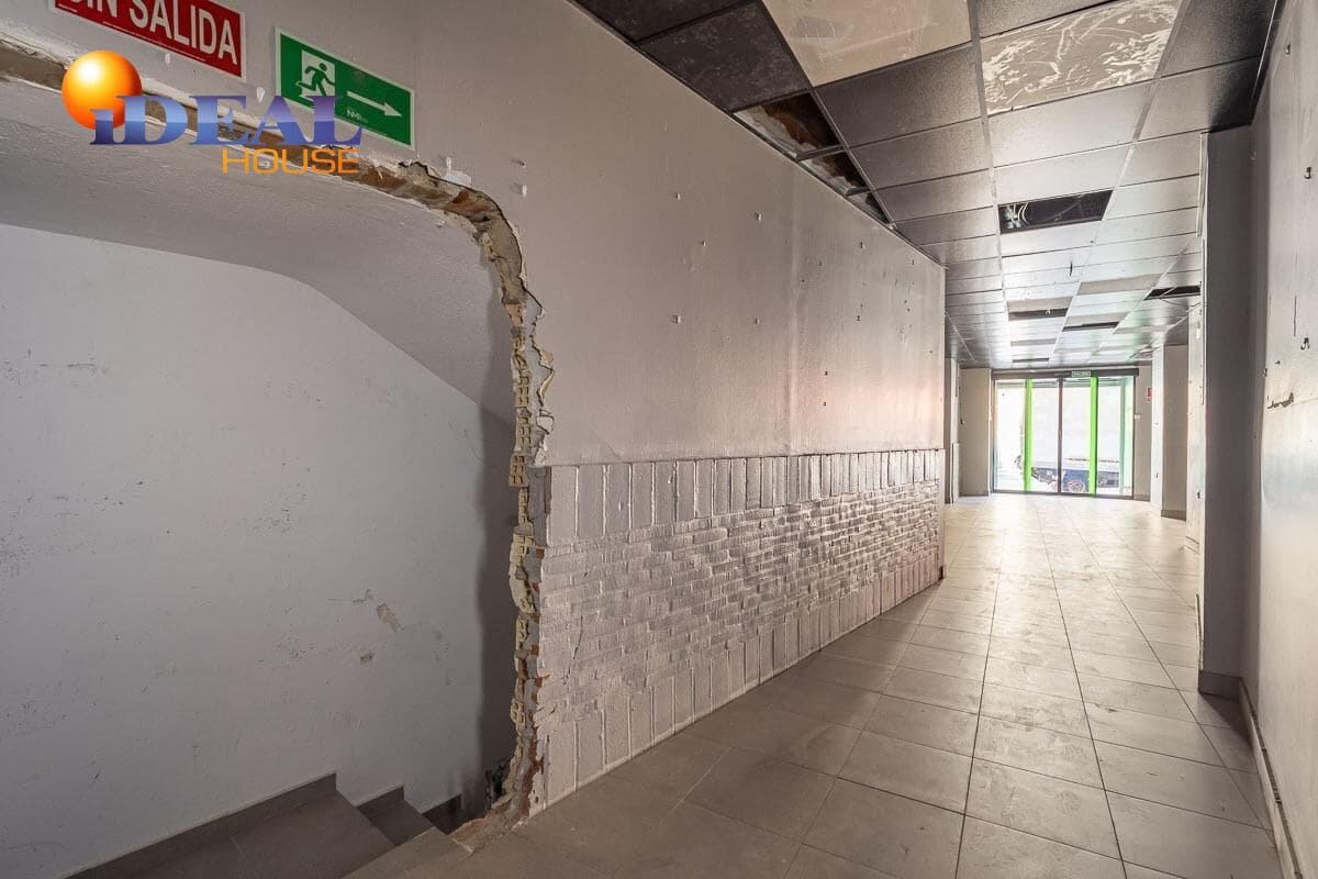 Gewerbe zu verkaufen in Granada Stadt - 950.000 € (Ref: 9433964)