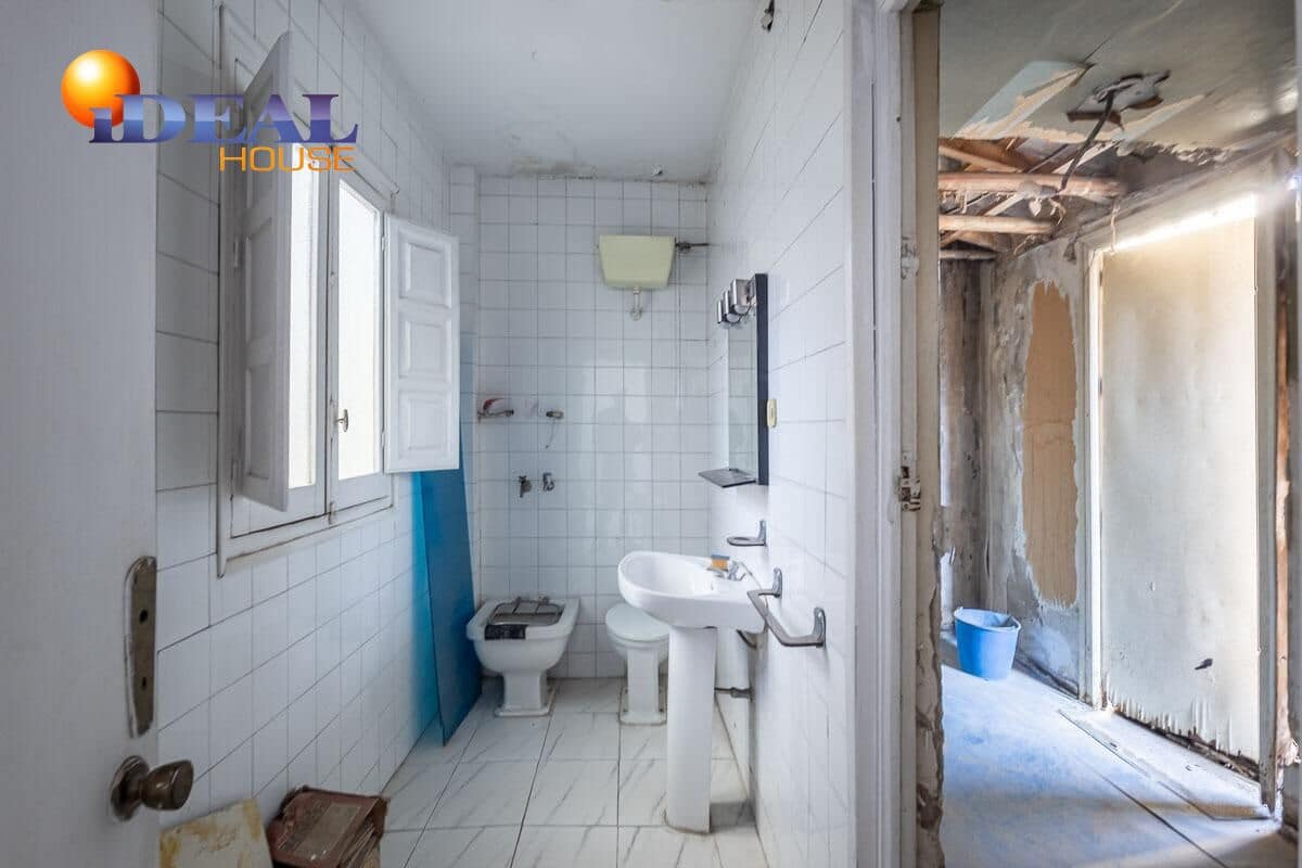 6 bedroom Flat for sale in Granada city - € 829,000 (Ref: 9433965)