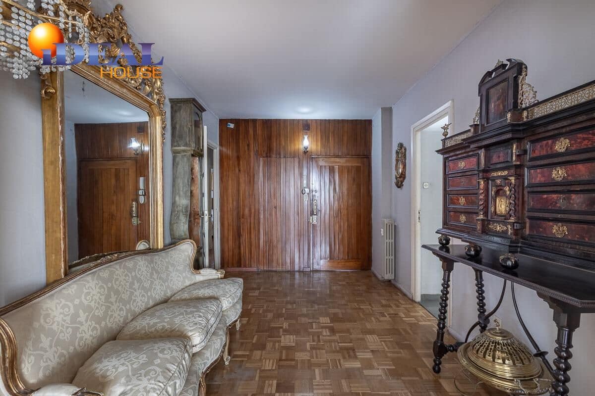 6 bedroom Flat for sale in Granada city - € 829,000 (Ref: 9433965)