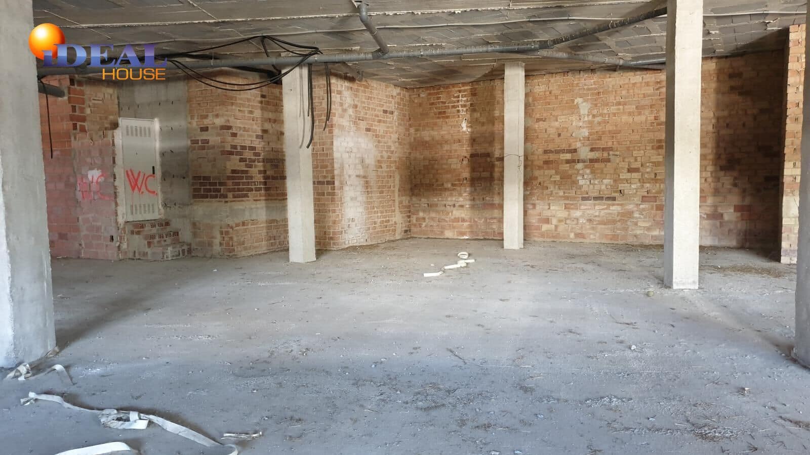 Comercial para venda em Santa Fe com garagem - 238 500 € (Ref: 9433967)