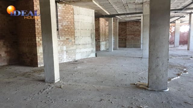 Comercial para venda em Santa Fe com garagem - 238 500 € (Ref: 9433967)