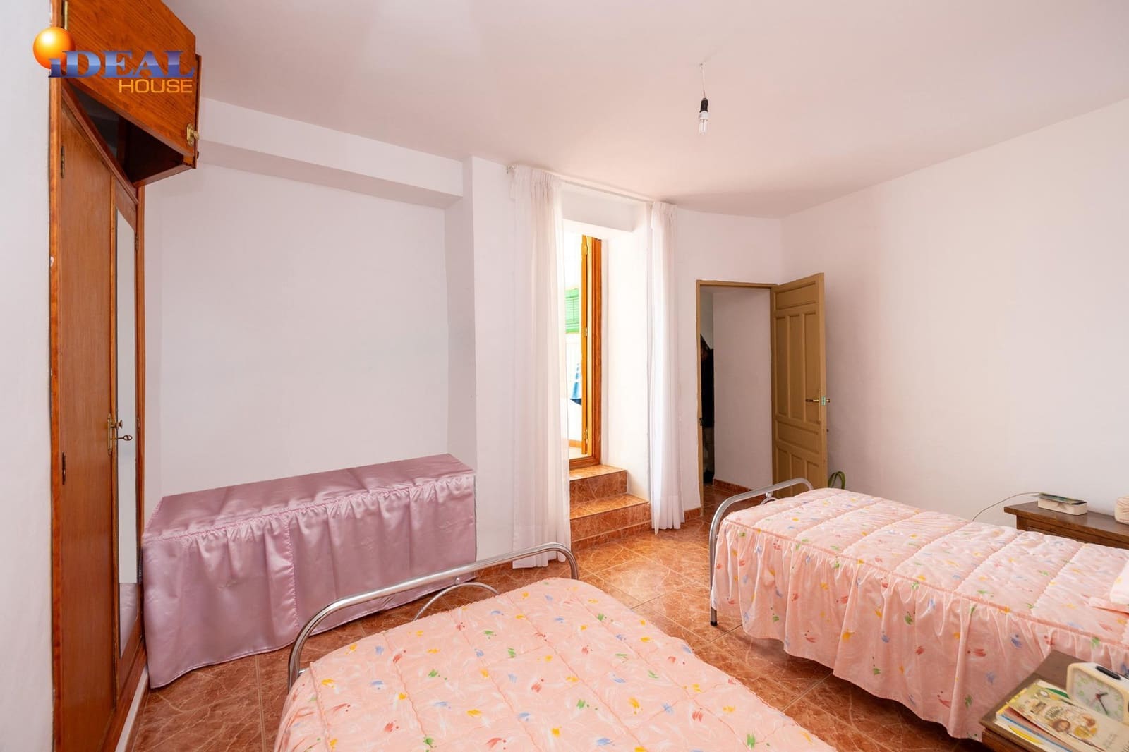 4 soveværelse Byhus til salg i Albunuelas - € 73.000 (Ref: 9433970)