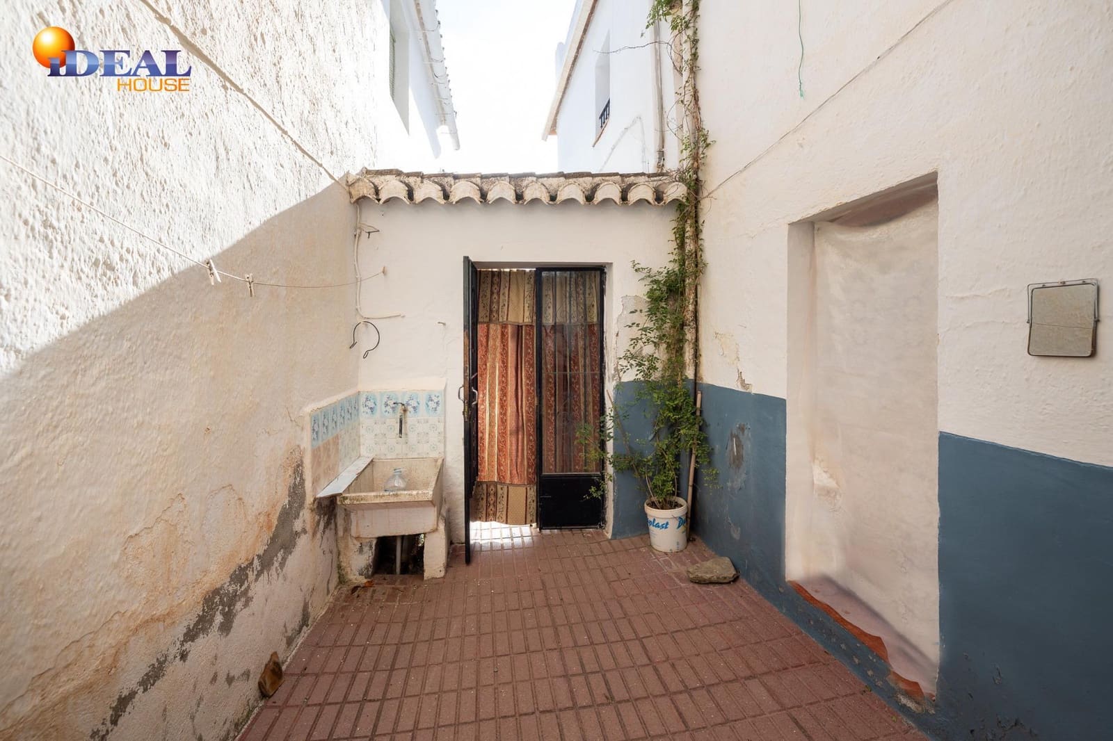 4 soveværelse Byhus til salg i Albunuelas - € 73.000 (Ref: 9433970)