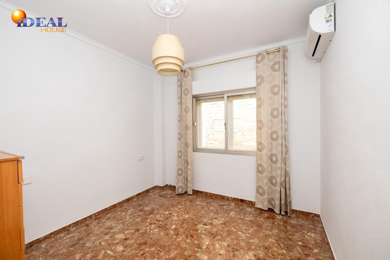 3 sovrum Lägenhet till salu i Armilla med garage - 298 000 € (Ref: 9433972)