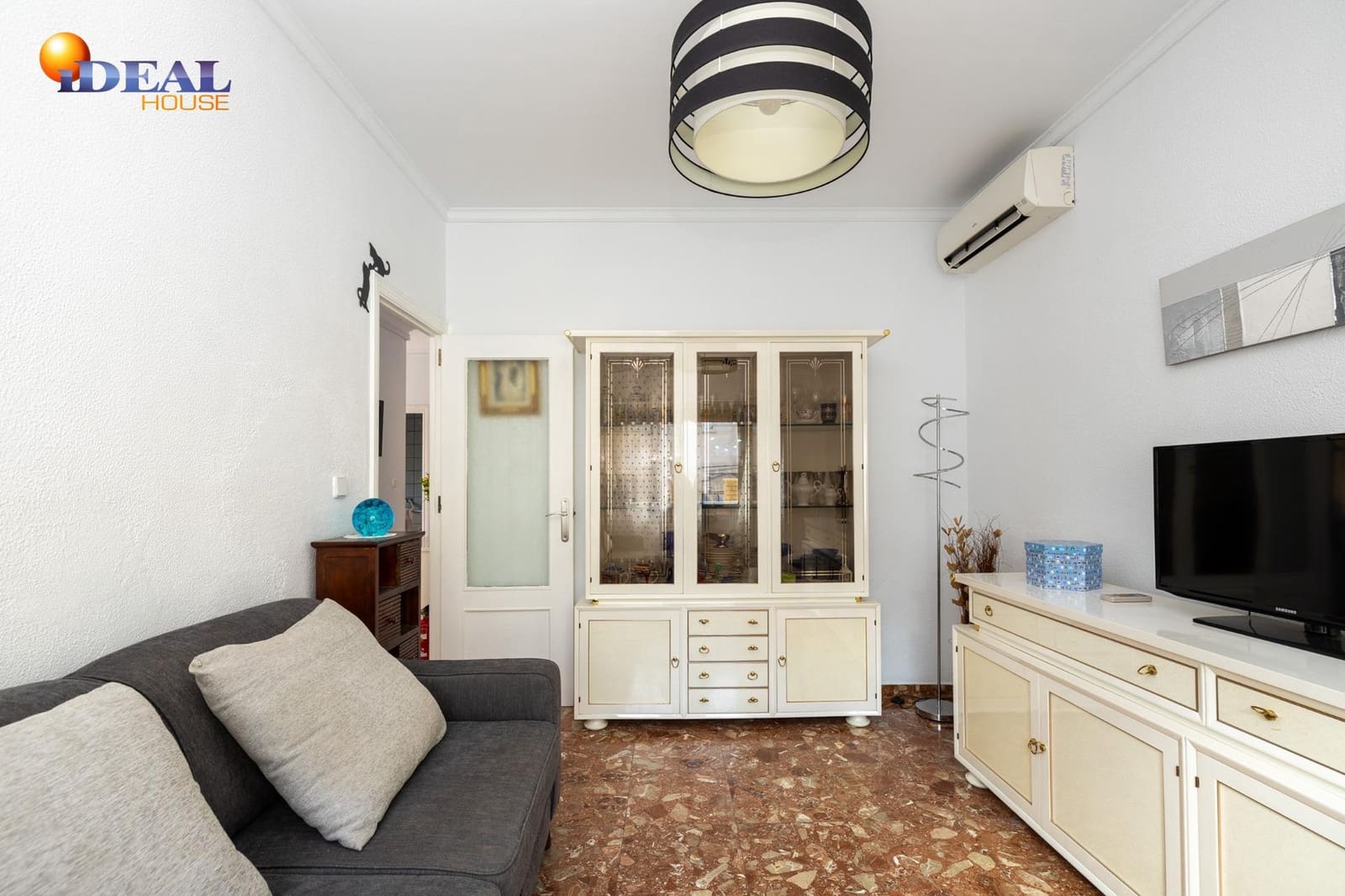 3 sovrum Lägenhet till salu i Armilla med garage - 298 000 € (Ref: 9433972)