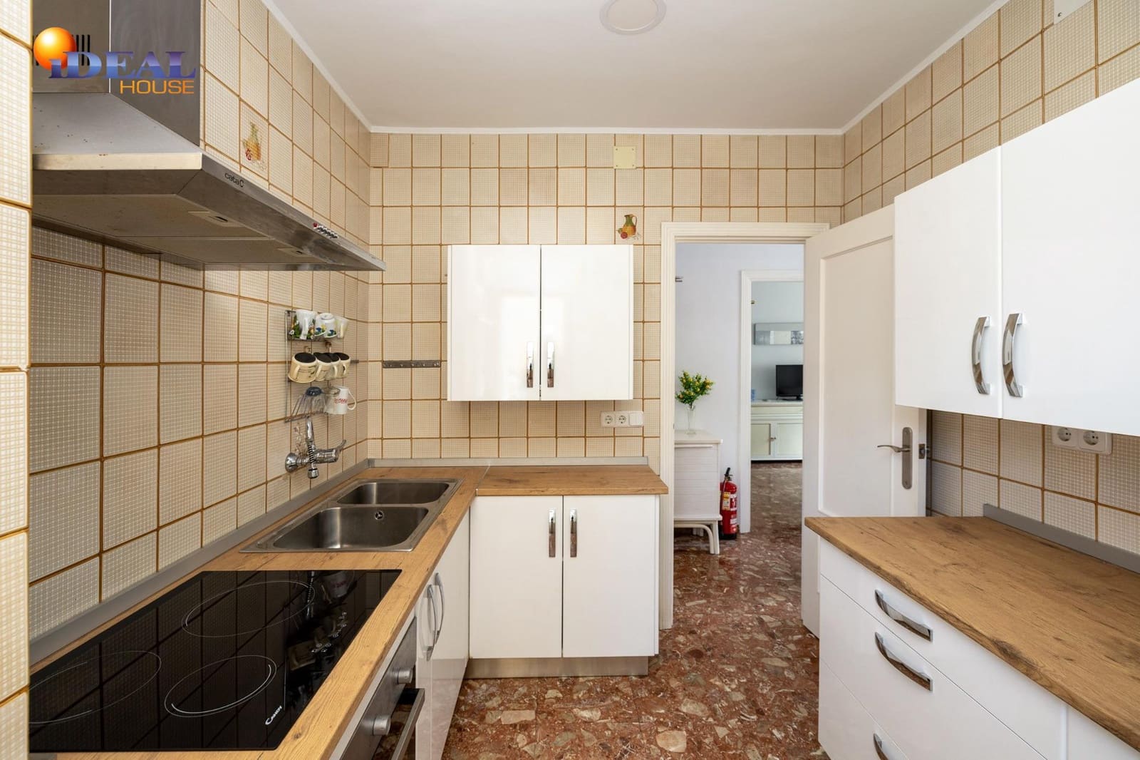 3 sovrum Lägenhet till salu i Armilla med garage - 298 000 € (Ref: 9433972)