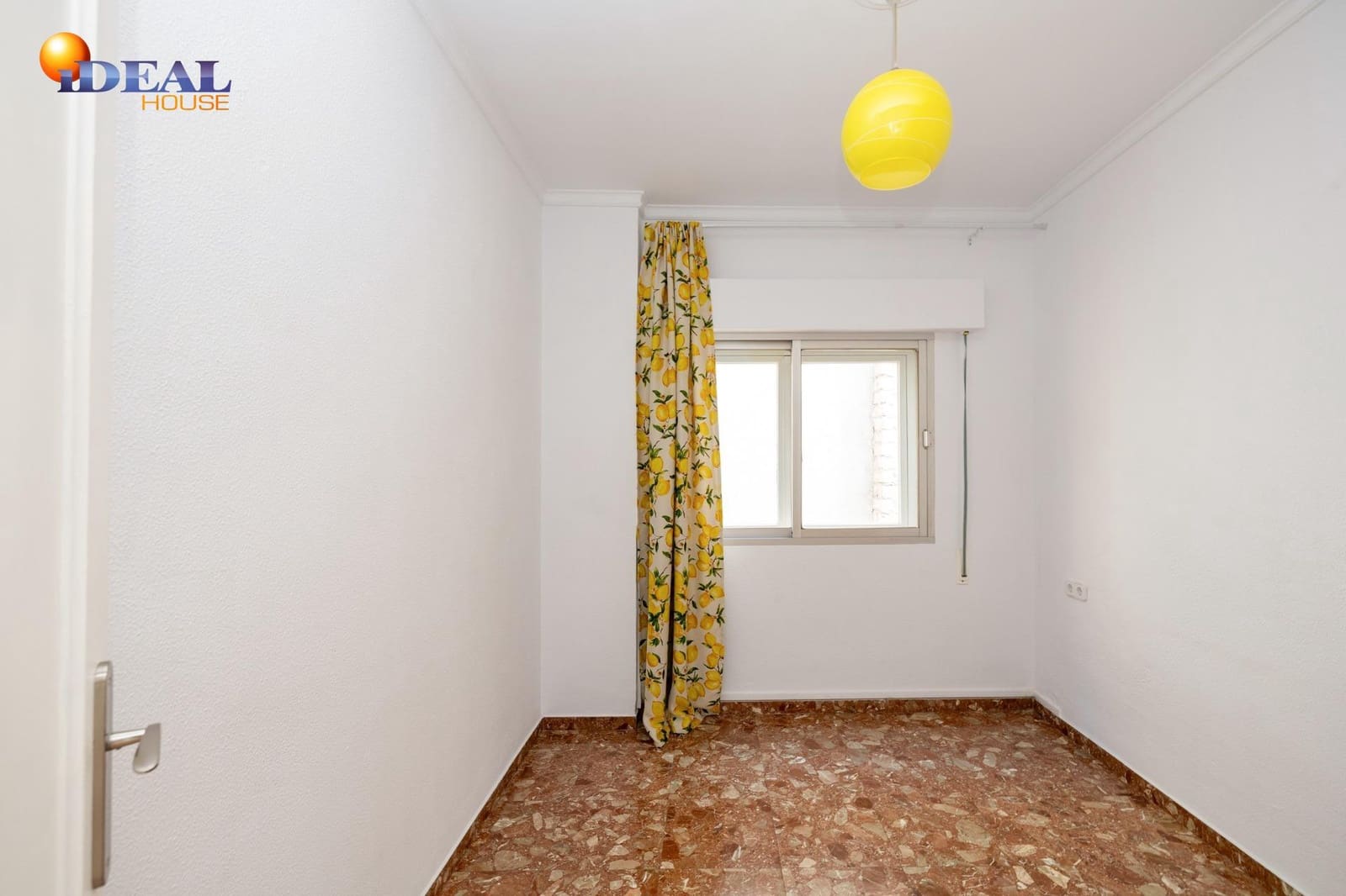 3 sovrum Lägenhet till salu i Armilla med garage - 298 000 € (Ref: 9433972)