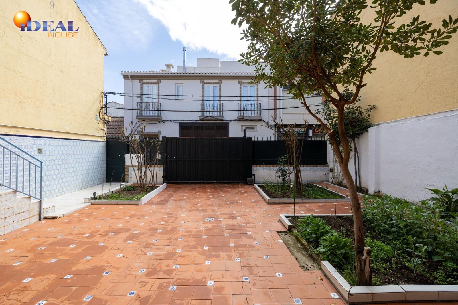 3 sovrum Lägenhet till salu i Armilla med garage - 298 000 € (Ref: 9433972)