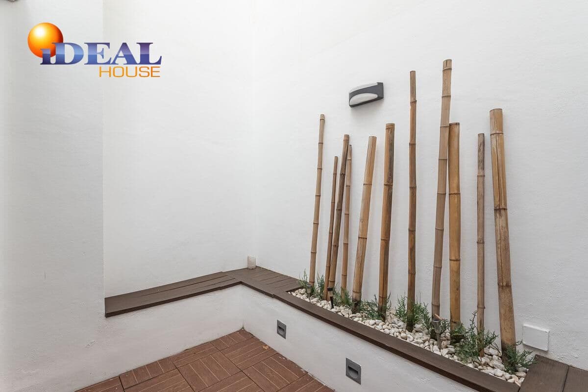 4 bedroom Apartment for sale in Granada city - € 750,000 (Ref: 9433973)