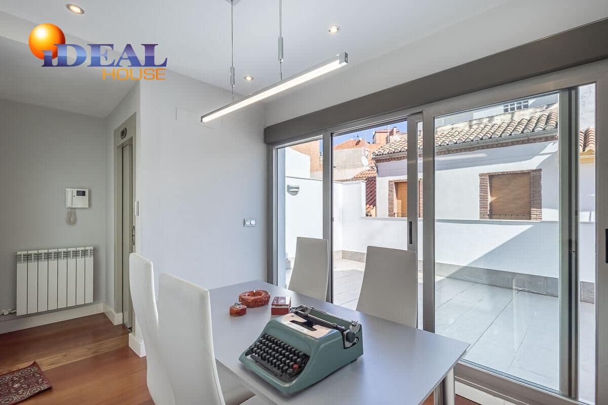 4 bedroom Apartment for sale in Granada city - € 750,000 (Ref: 9433973)