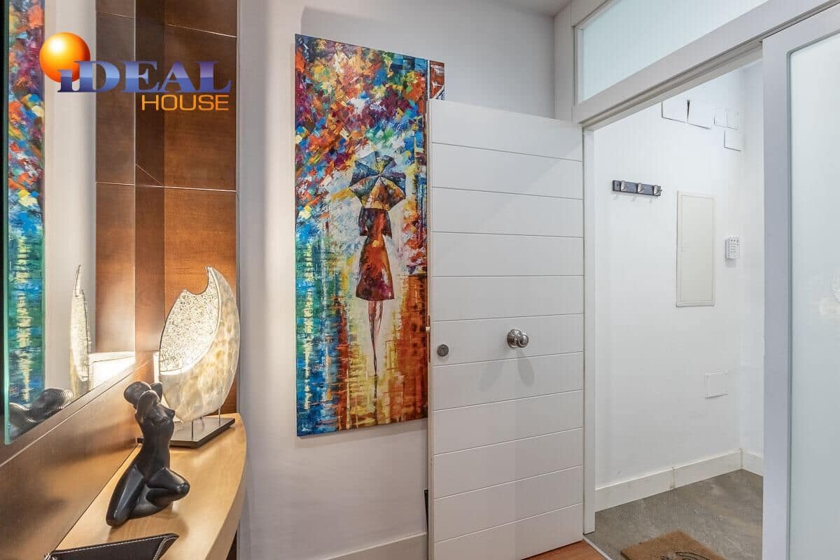 4 bedroom Apartment for sale in Granada city - € 750,000 (Ref: 9433973)