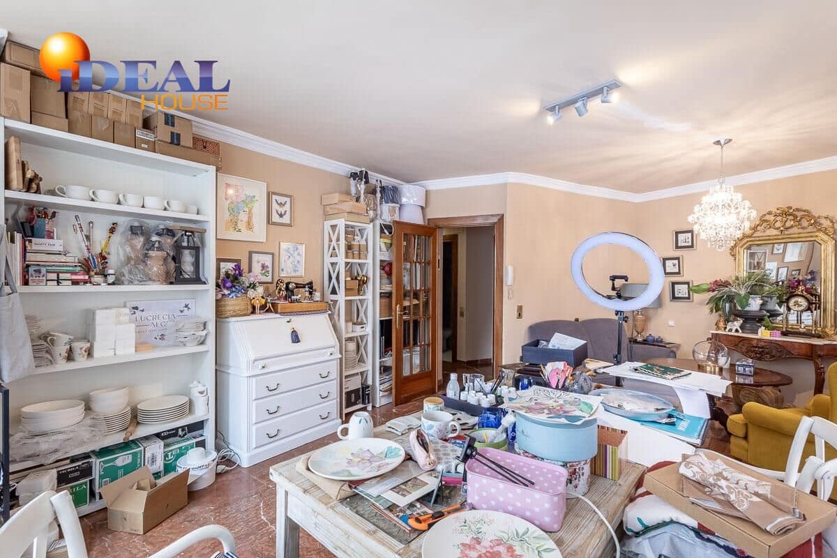 Piso de 5 habitaciones en Granada ciudad en venta con garaje - 660.000 € (Ref: 9433974)