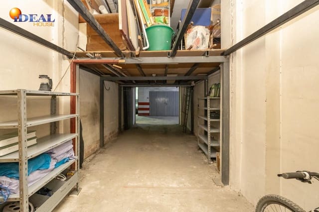Garage for sale in Granada city - € 44,000 (Ref: 9433977)