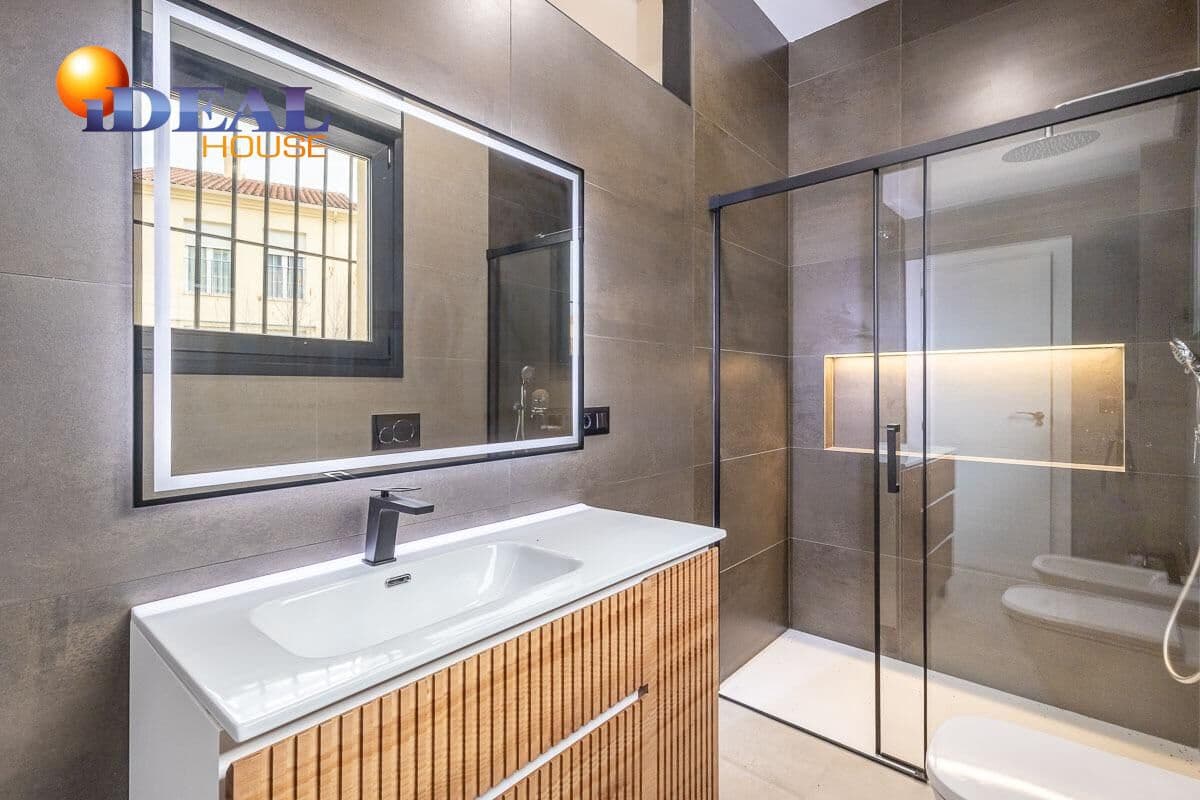 1 soveværelse Lejlighed til salg i Granada by - € 230.000 (Ref: 9433978)