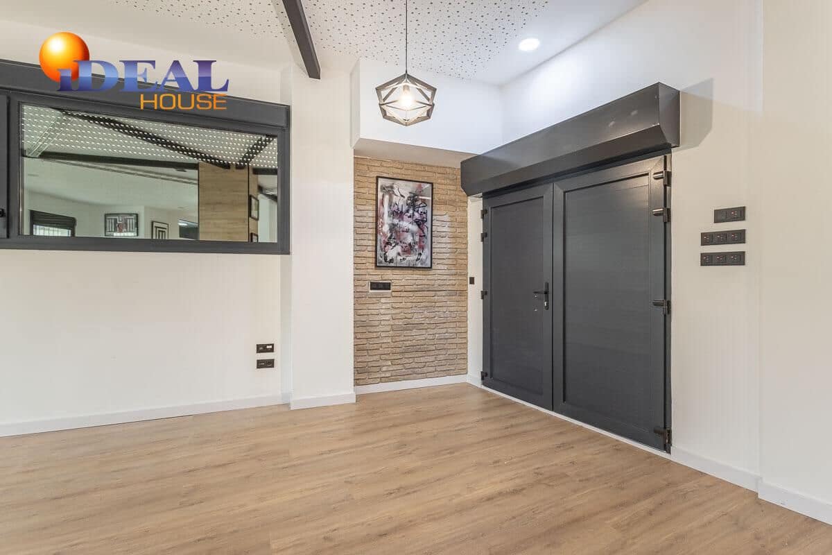 1 soveværelse Lejlighed til salg i Granada by - € 230.000 (Ref: 9433978)