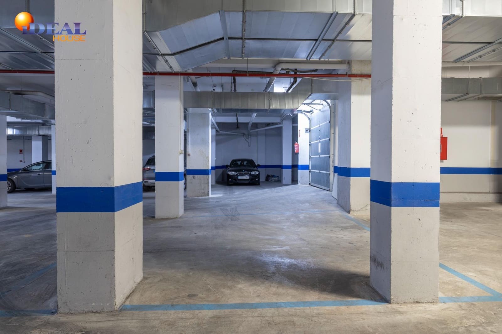 Garage for sale in Granada city - € 30,000 (Ref: 9433982)