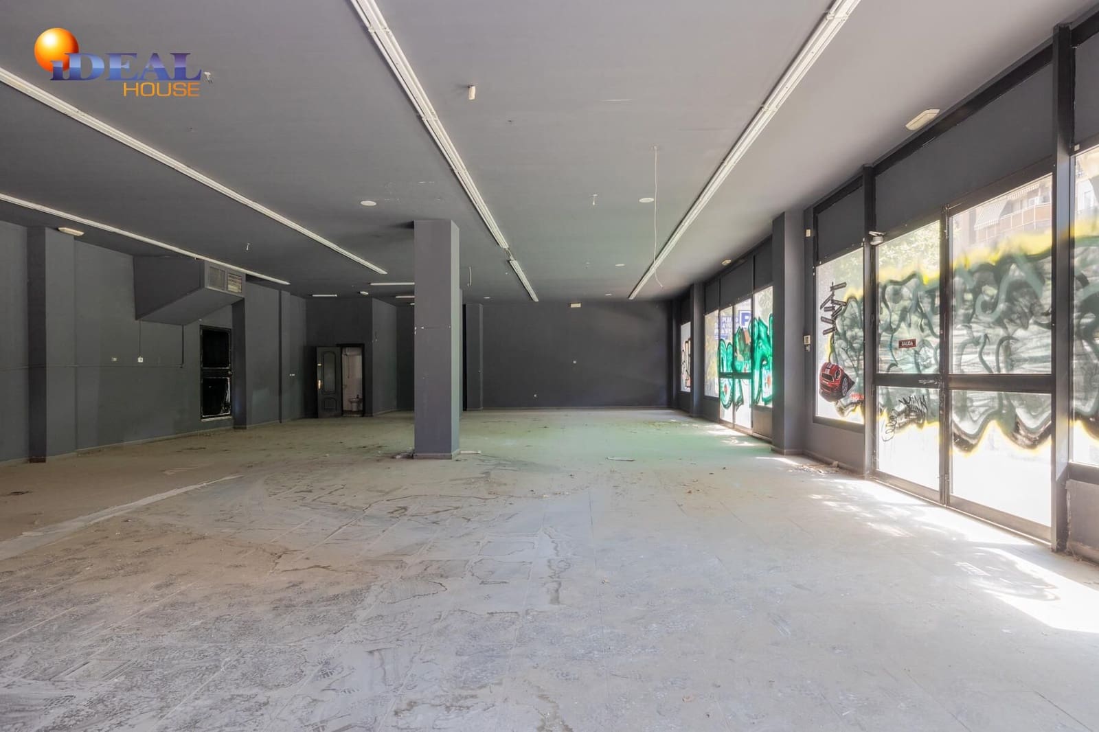 Gewerbe zu verkaufen in Granada Stadt - 816.000 € (Ref: 9433986)