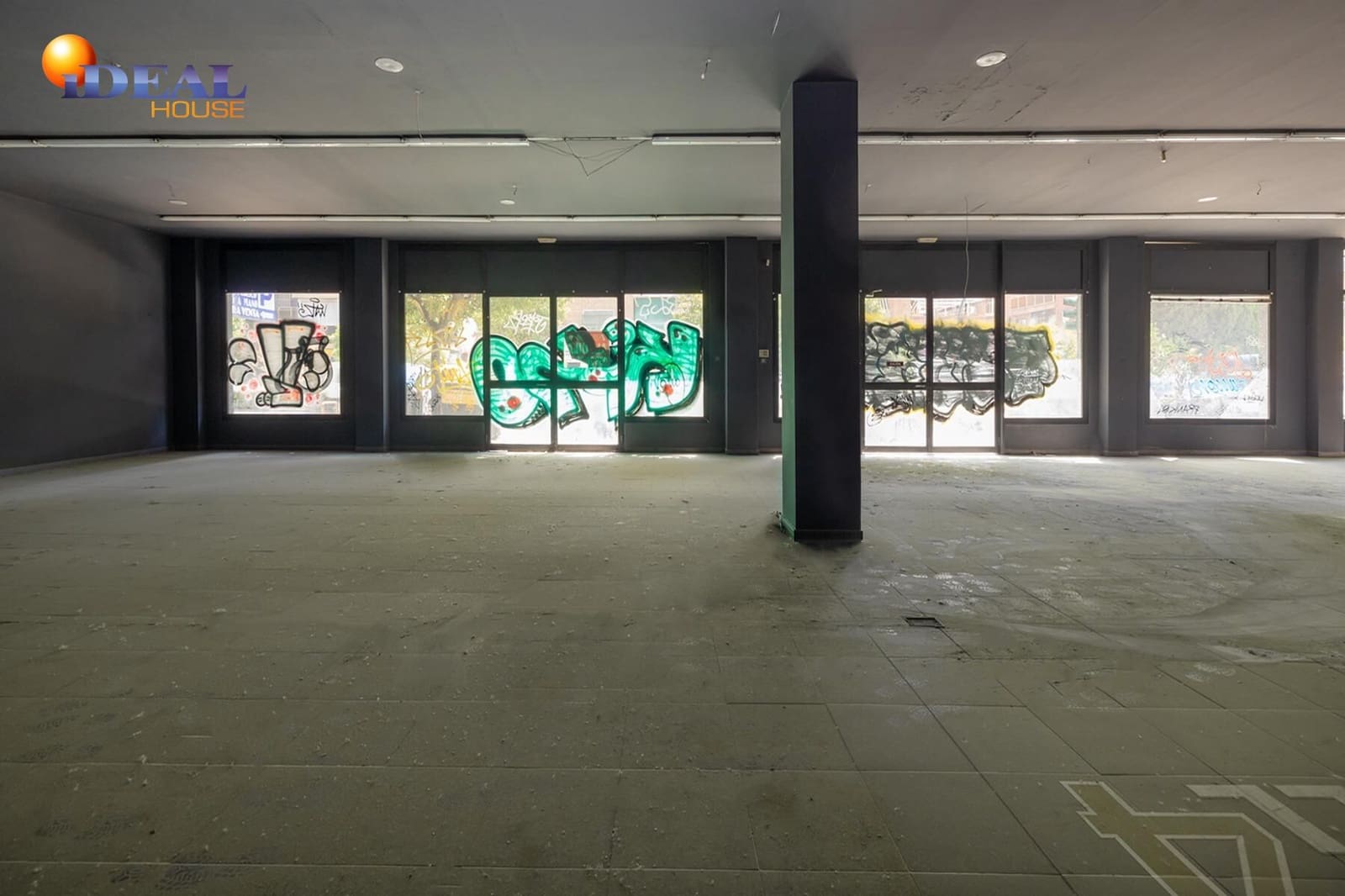 Gewerbe zu verkaufen in Granada Stadt - 816.000 € (Ref: 9433986)