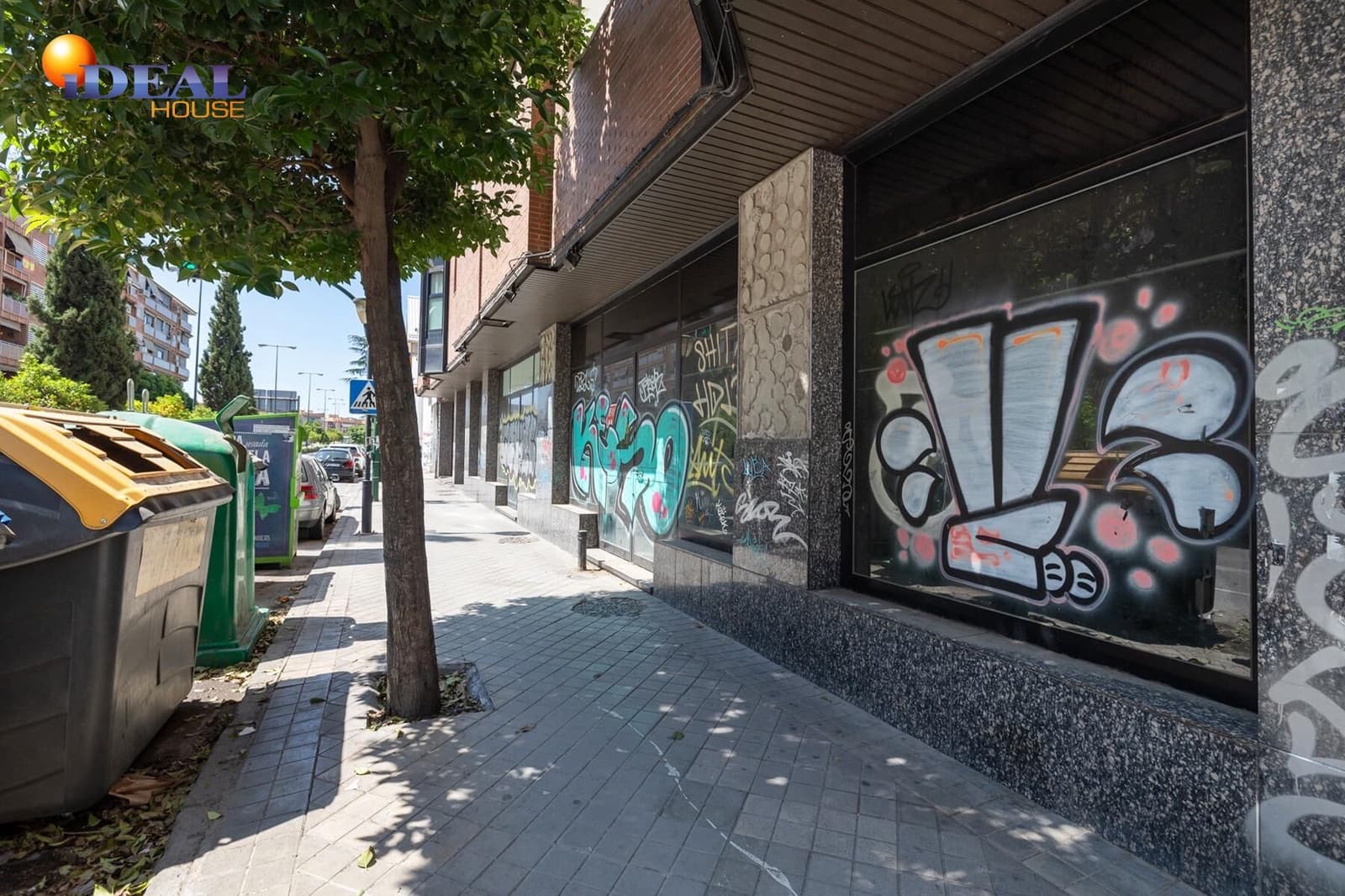 Gewerbe zu verkaufen in Granada Stadt - 816.000 € (Ref: 9433986)