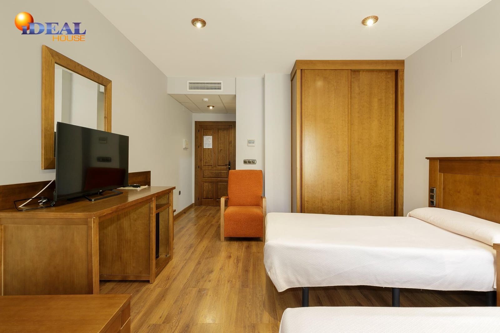 17 soverom Hotell til salgs i Deifontes - € 1 800 000 (Ref: 9433988)