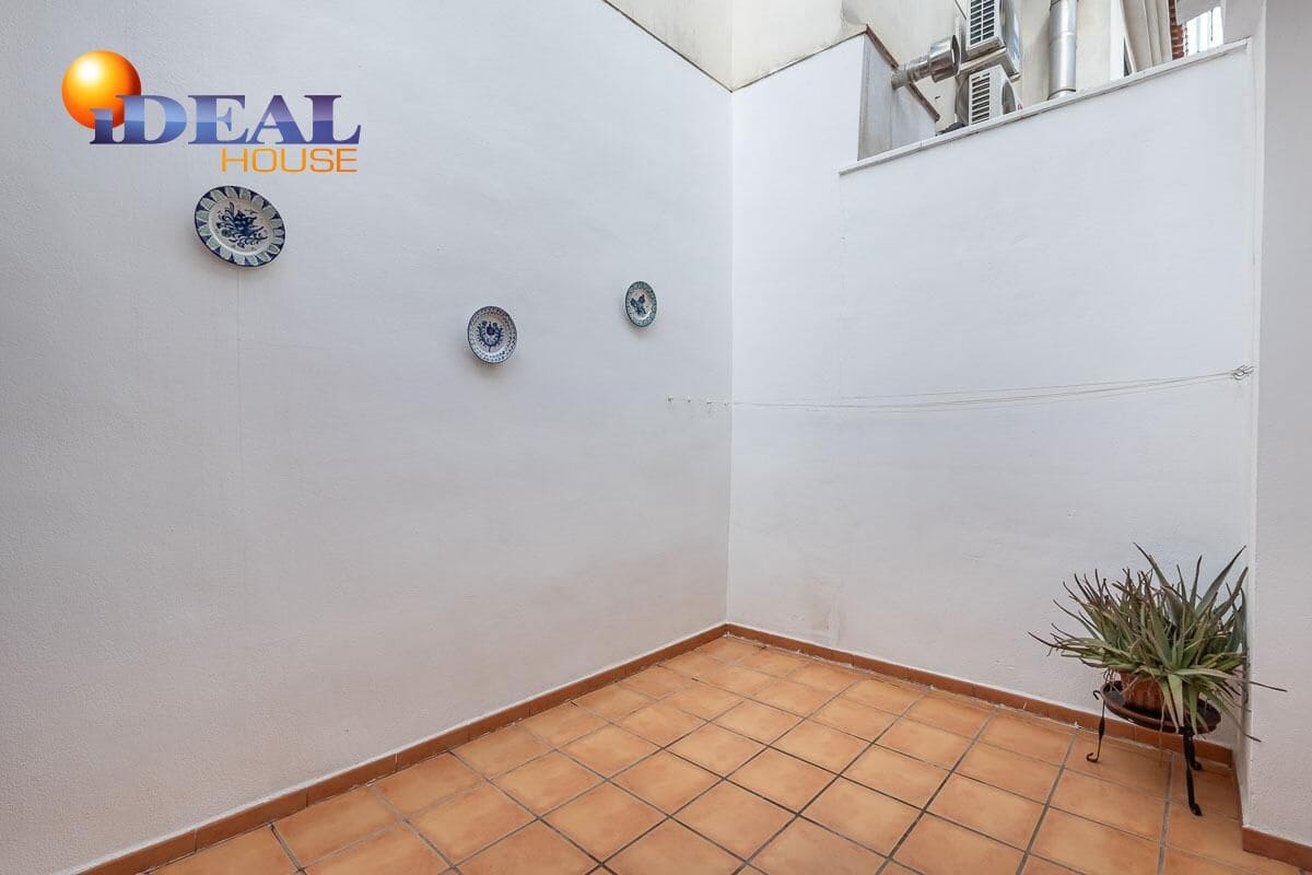 3 sovrum Hus till salu i Peligros med garage - 234 900 € (Ref: 9433992)