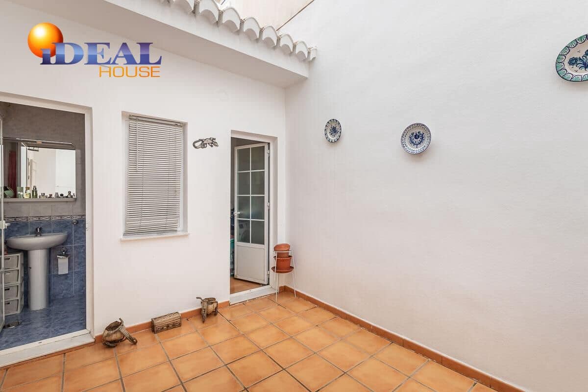 3 sovrum Hus till salu i Peligros med garage - 234 900 € (Ref: 9433992)