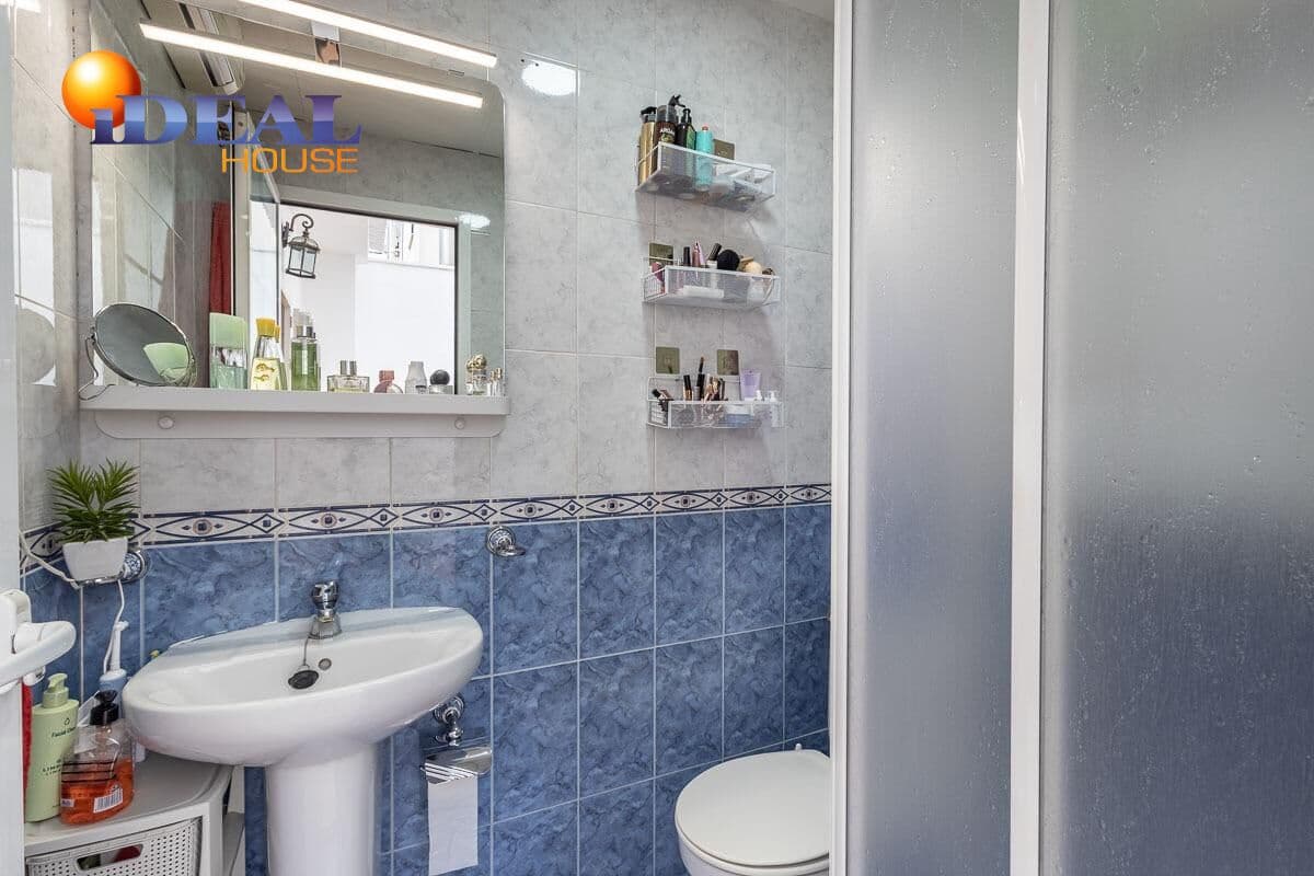 3 sovrum Hus till salu i Peligros med garage - 234 900 € (Ref: 9433992)