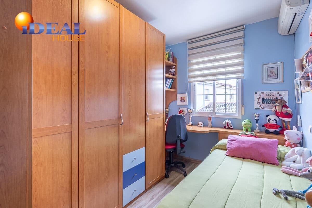 3 sovrum Hus till salu i Peligros med garage - 234 900 € (Ref: 9433992)