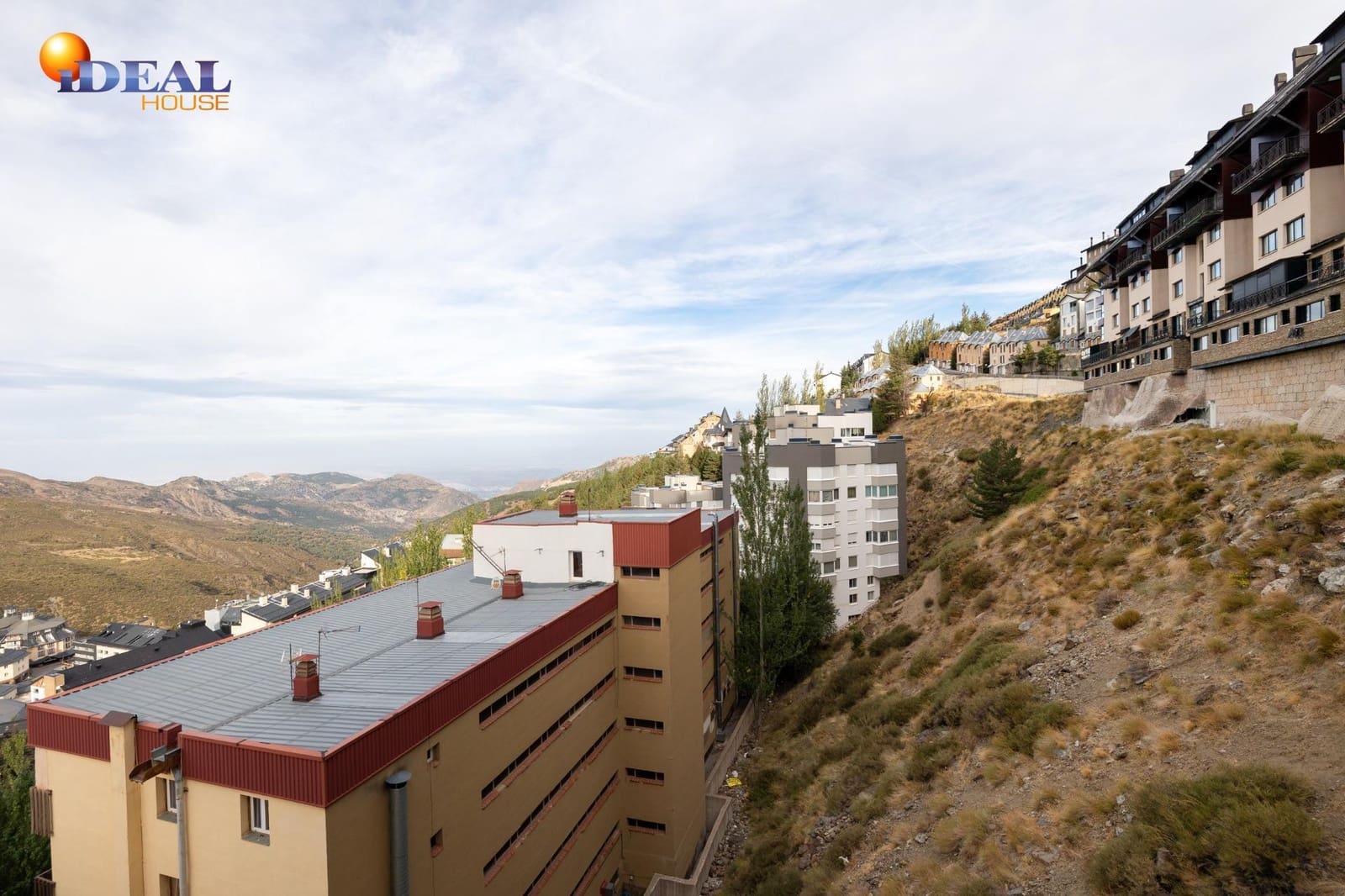 2 bedroom Flat for sale in Monachil - € 175,000 (Ref: 9433994)